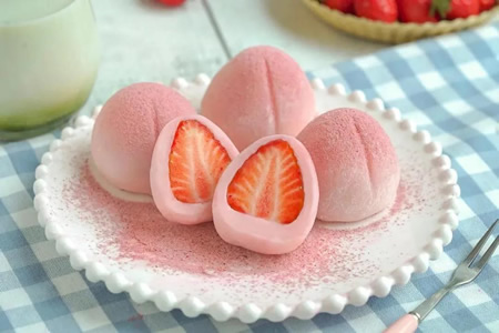 草莓甜品攻略  各种神仙吃法，让你少女心炸裂！