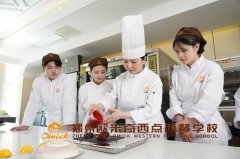 为什么郑州欧米奇的毕业生更好就业？因为他们做了这些…